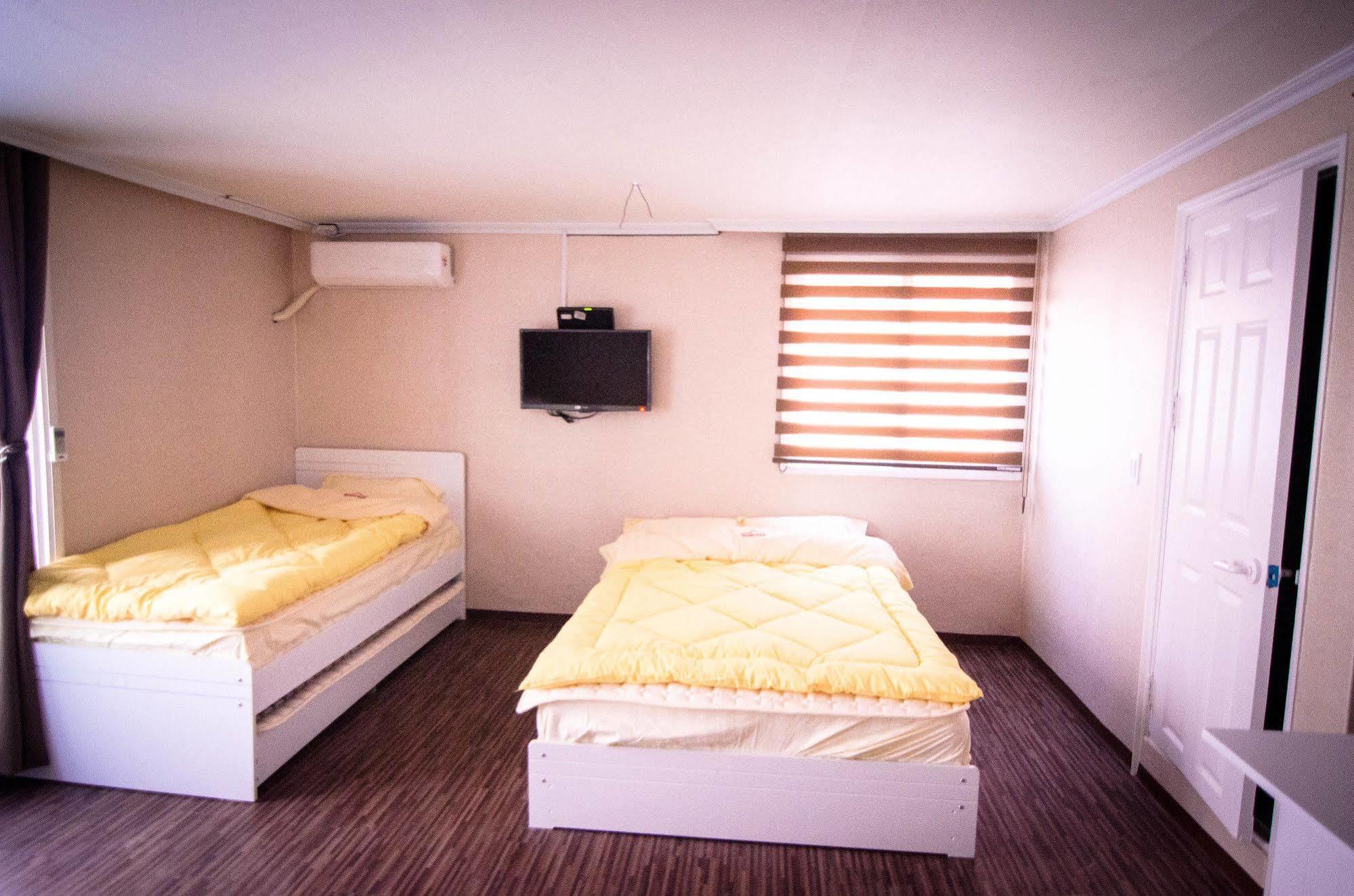 Yakorea Hostel Hongdae Seul Zewnętrze zdjęcie