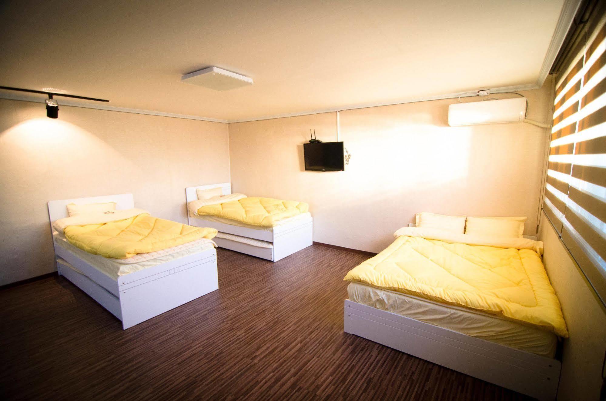 Yakorea Hostel Hongdae Seul Zewnętrze zdjęcie